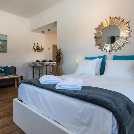 Island Dreams Apartment